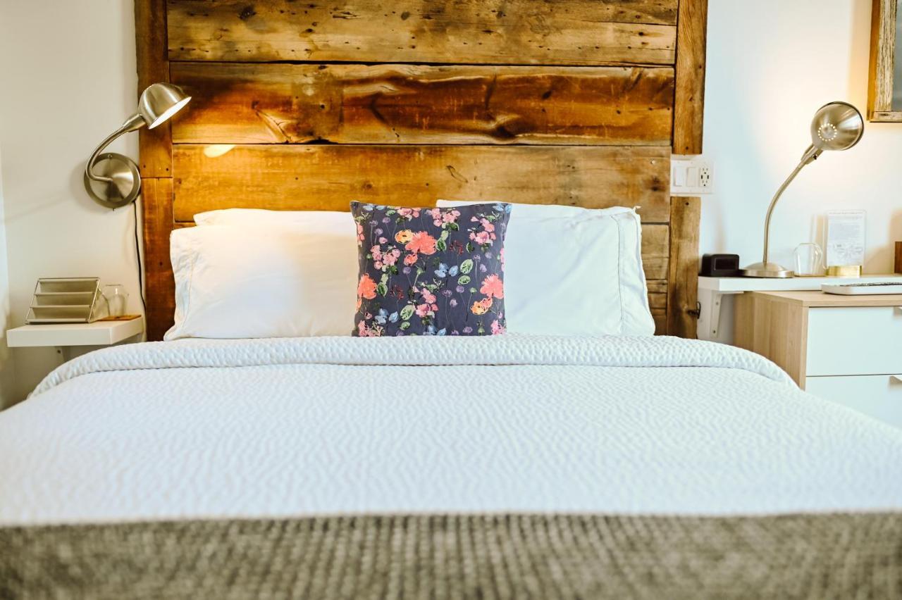 Inn Edison's Stratford