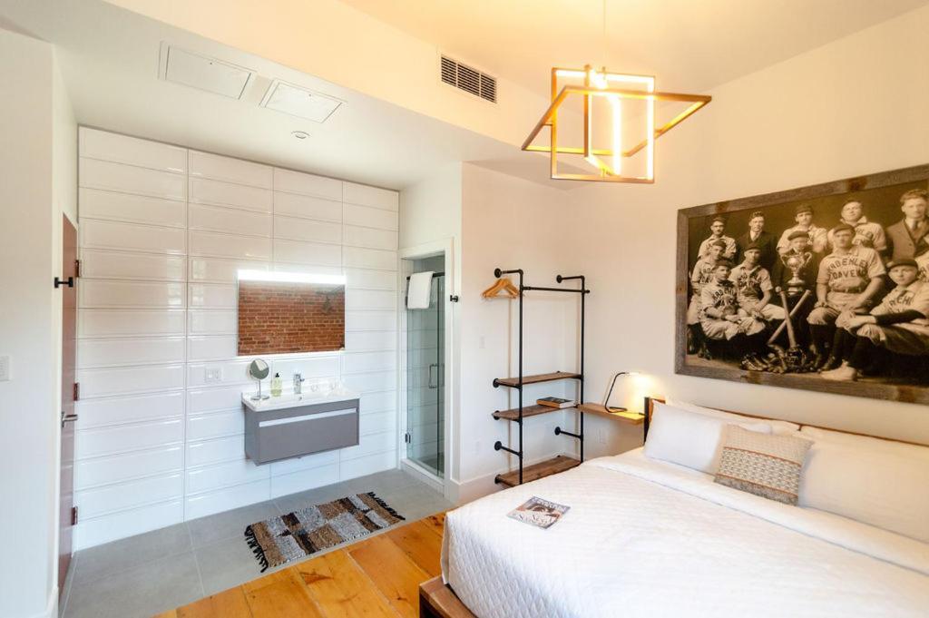 Edison's Inn 3*