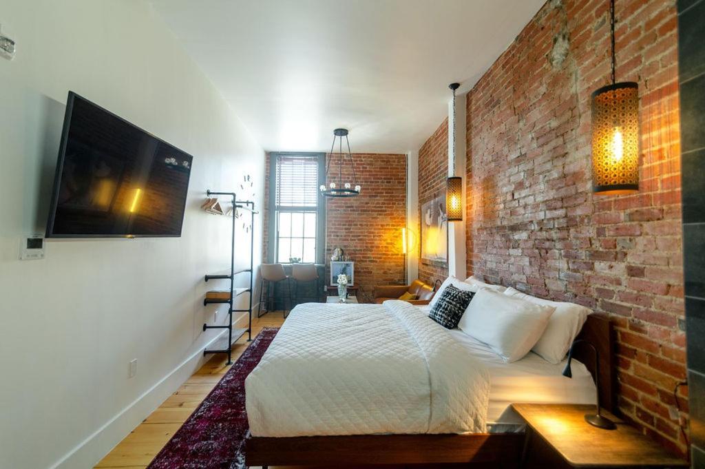 Inn Edison's 3*
