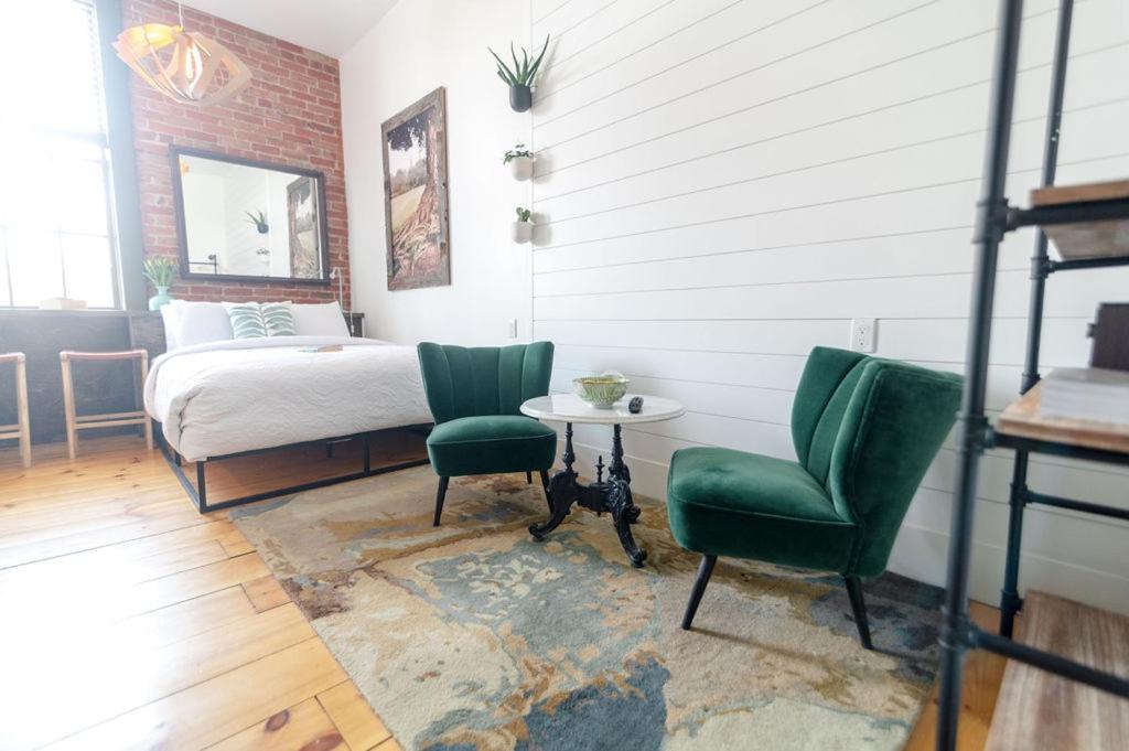 Edison's Inn 3*